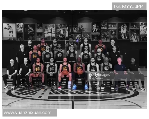 2021年NBA勇士与热火激战回顾:精彩瞬间与赛季亮点分析 2021年NBA勇士与热火激战回顾:精彩瞬间与赛季亮点分析