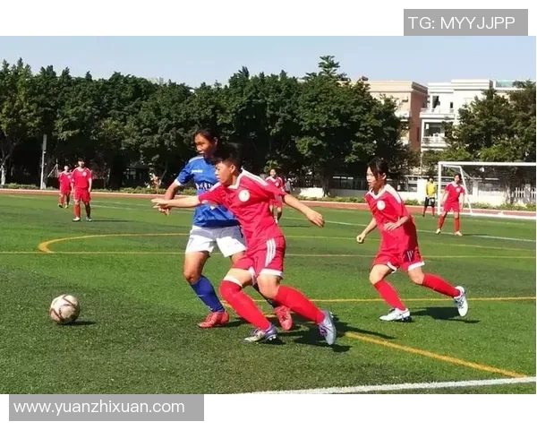 赛后分析:广州足球队与北京足球队的团队协作表现与战术探讨 赛后分析:广州足球队与北京足球队的团队协作表现与战术探讨