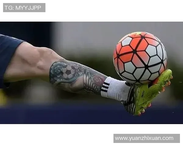 足球明星身上的纹身背后隐藏的故事与情感历程揭秘 足球明星身上的纹身背后隐藏的故事与情感历程揭秘